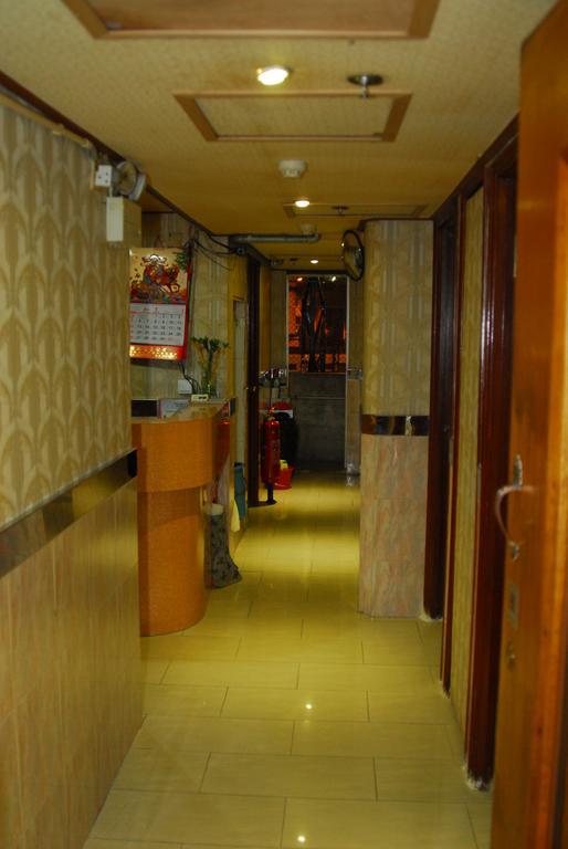Royal Capital Hotel Kowloon  Exterior photo